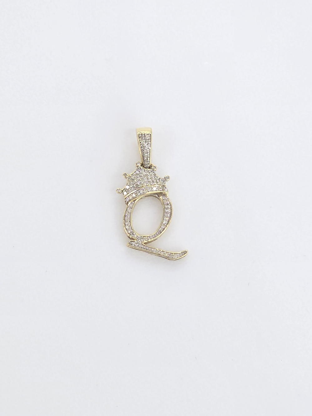 Real Diamond 10kt Gold Crown Style Initial Q Pendant